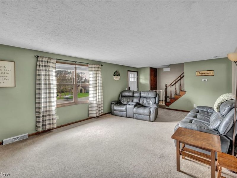 4629 Middlebranch Avenue NE, Canton, OH 44705 Photo 6