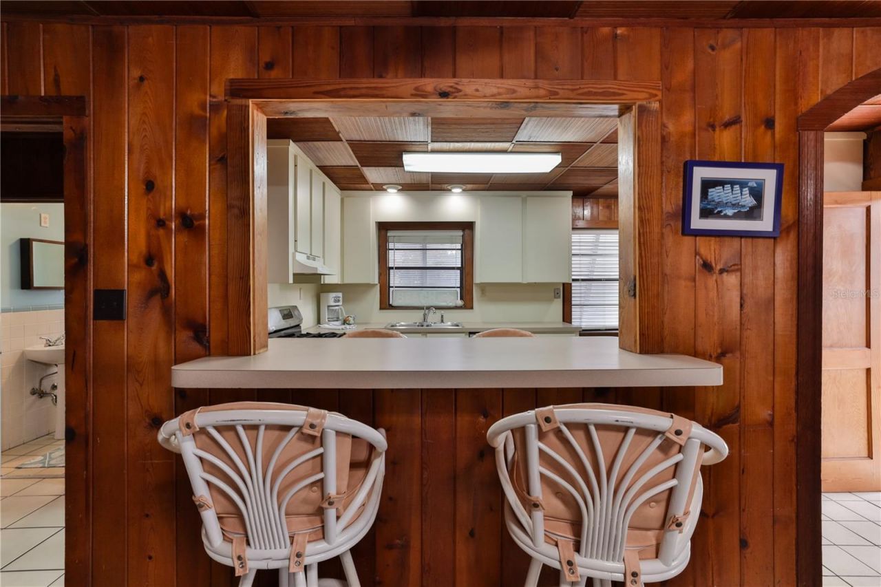 314 Due East Street, New Smyrna Beach, FL 32169 Photo