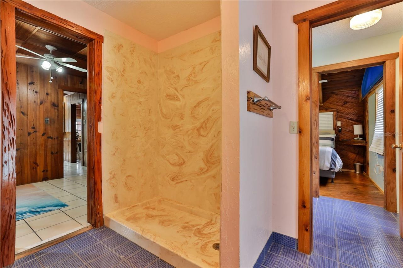 314 Due East Street, New Smyrna Beach, FL 32169 Photo