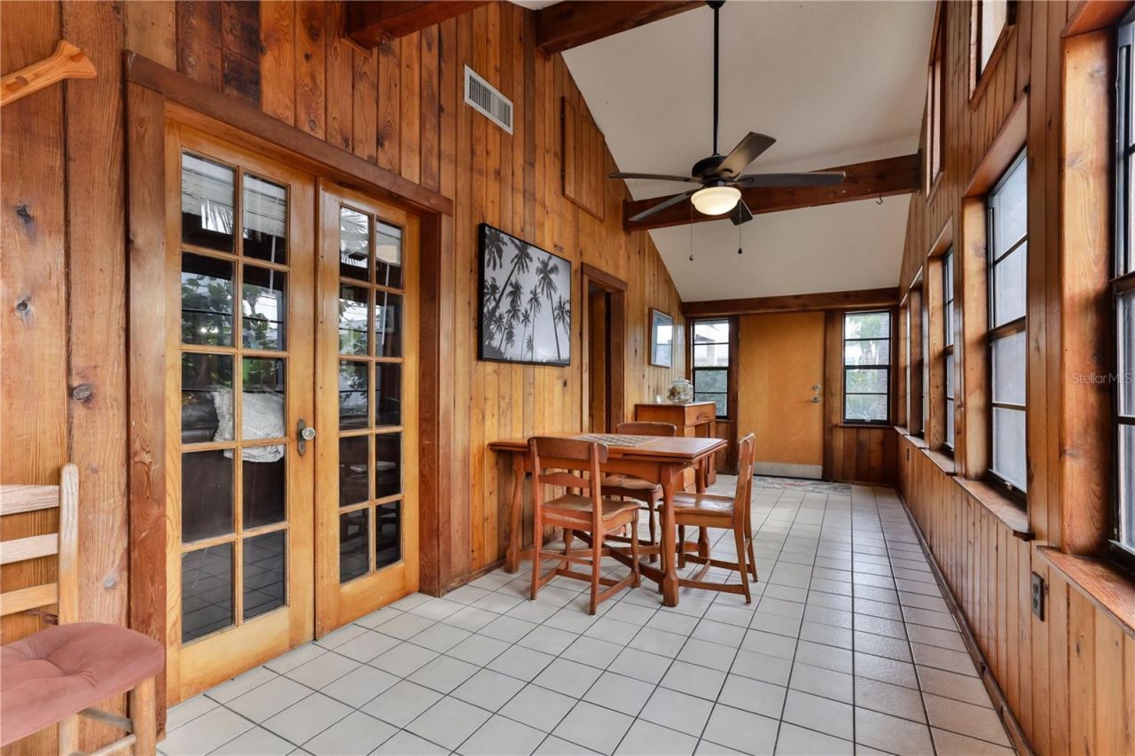 314 Due East Street, New Smyrna Beach, FL 32169 Photo