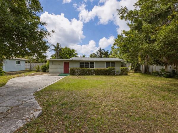 2204 SHAWNEE STREET , SARASOTA, FL 34231