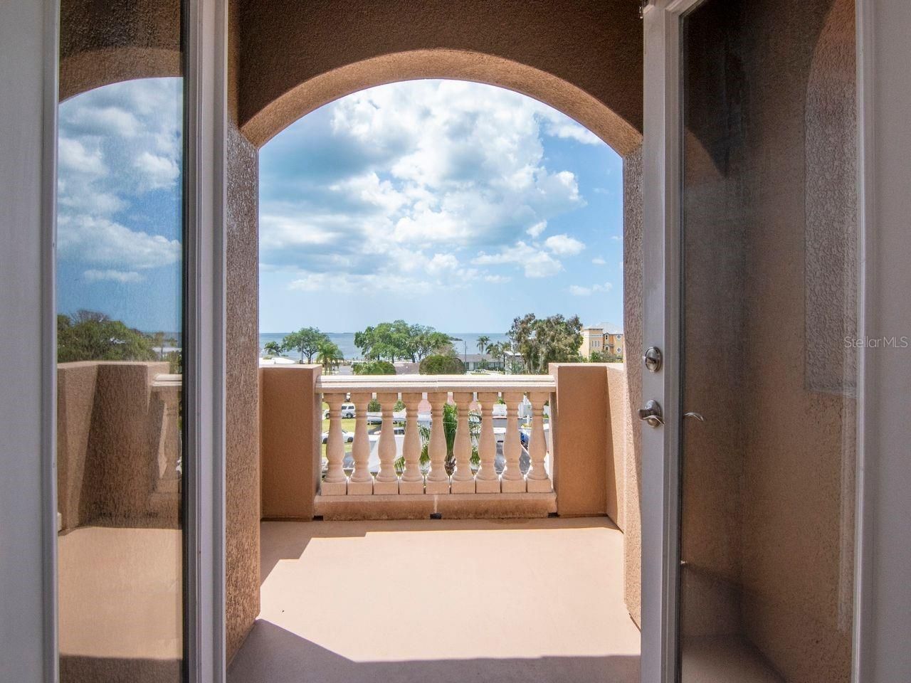 507 Driftwood Drive E, Palm Harbor, FL 34683 Photo