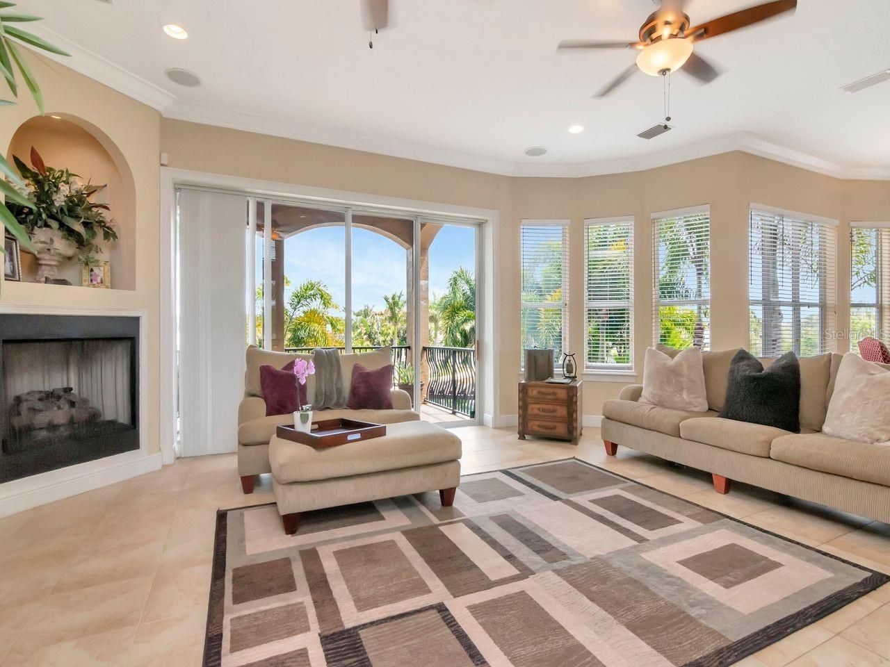 507 Driftwood Drive E, Palm Harbor, FL 34683 Photo