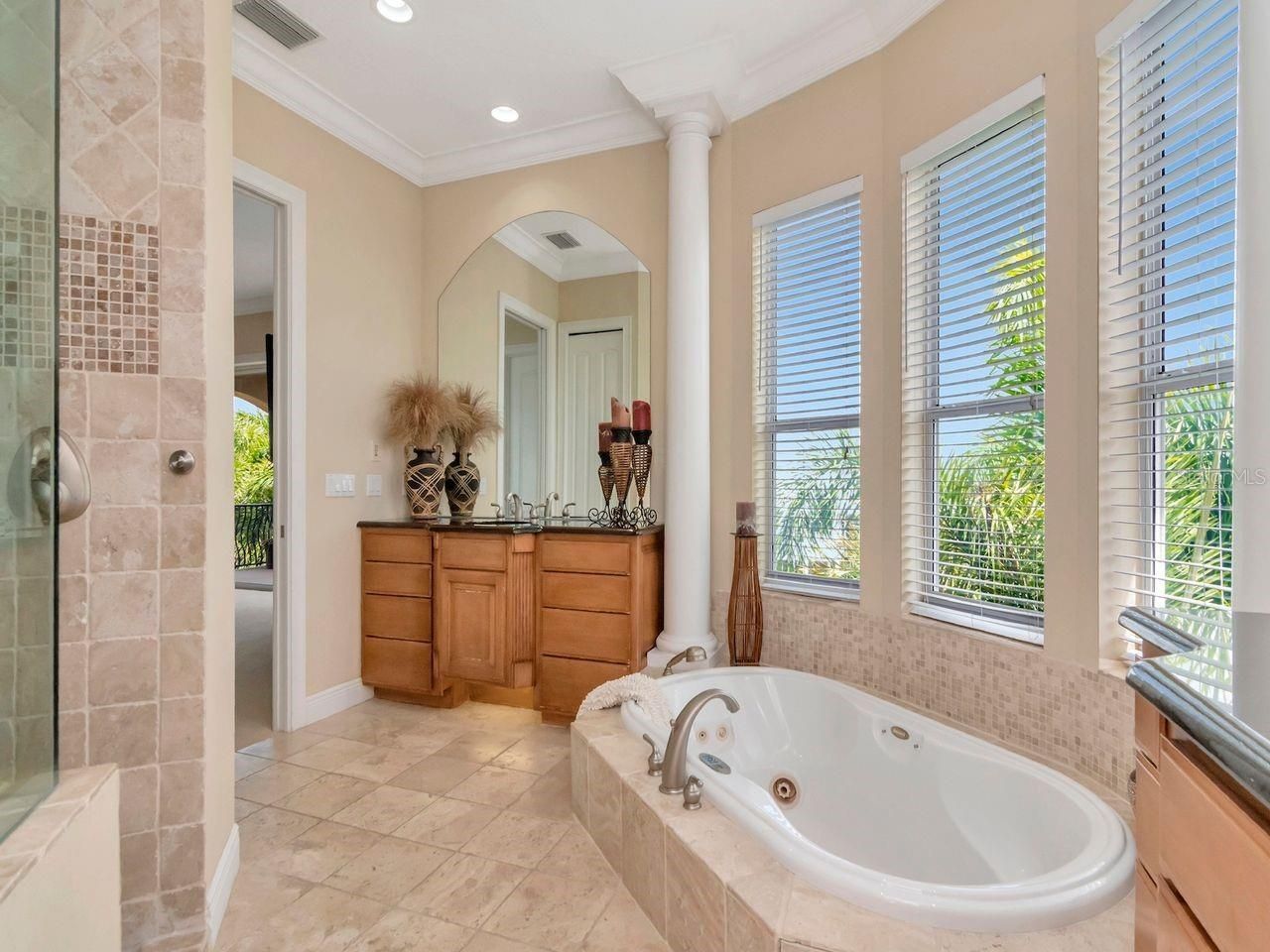 507 Driftwood Drive E, Palm Harbor, FL 34683 Photo