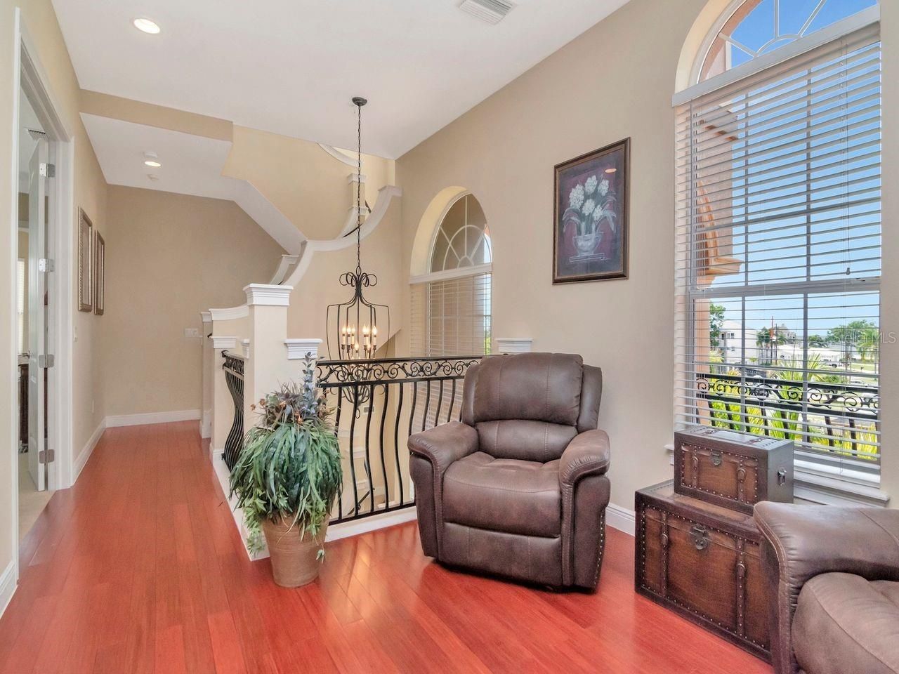 507 Driftwood Drive E, Palm Harbor, FL 34683 Photo