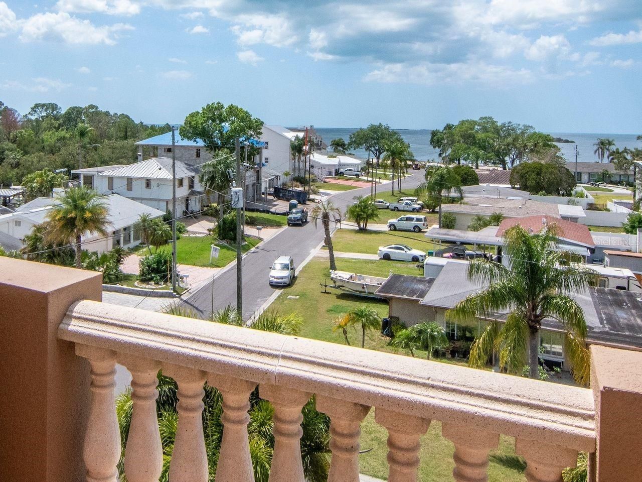 507 Driftwood Drive E, Palm Harbor, FL 34683 Photo