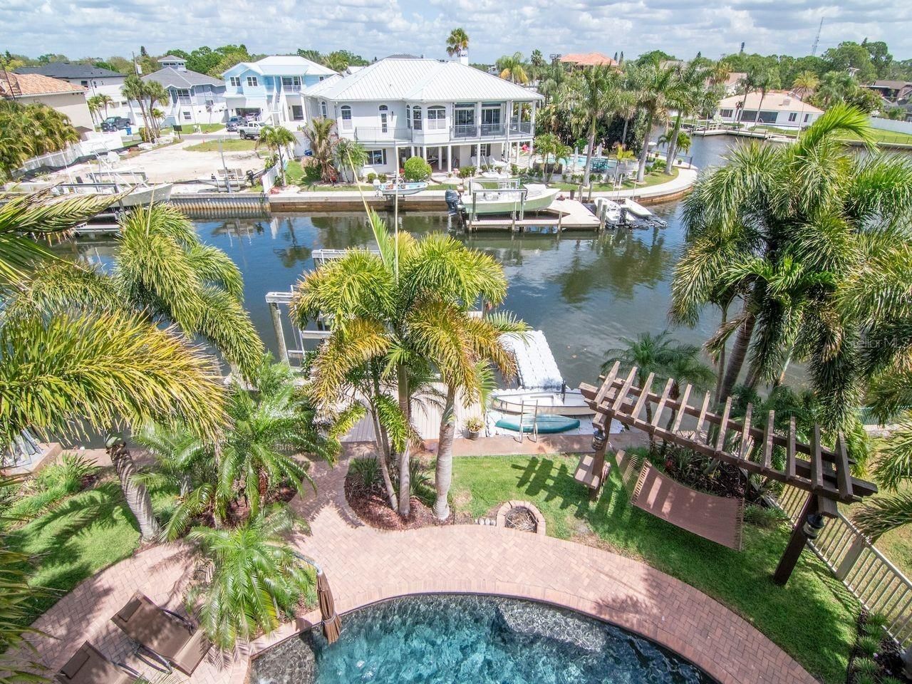 507 Driftwood Drive E, Palm Harbor, FL 34683 Photo