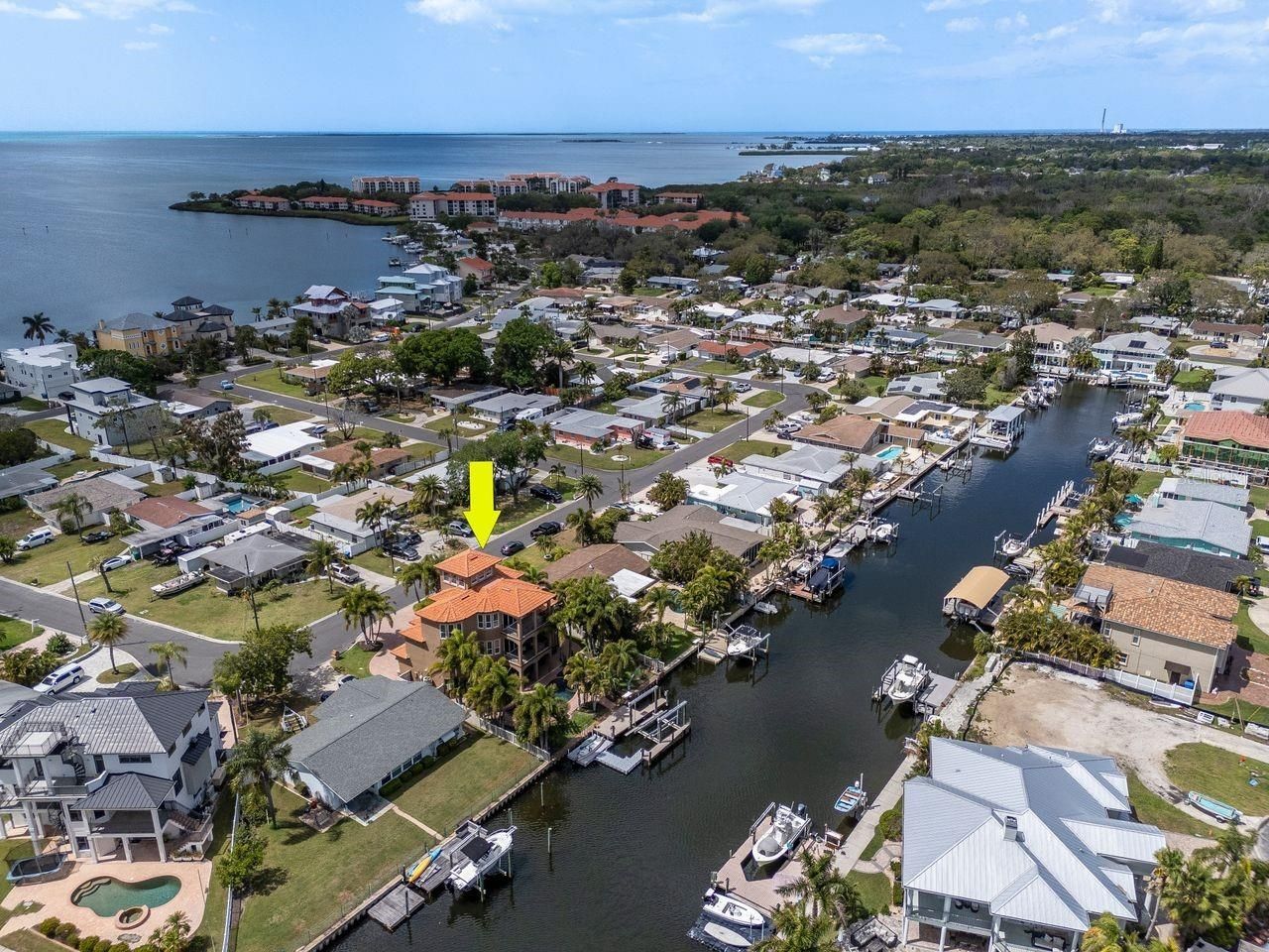 507 Driftwood Drive E, Palm Harbor, FL 34683 Photo
