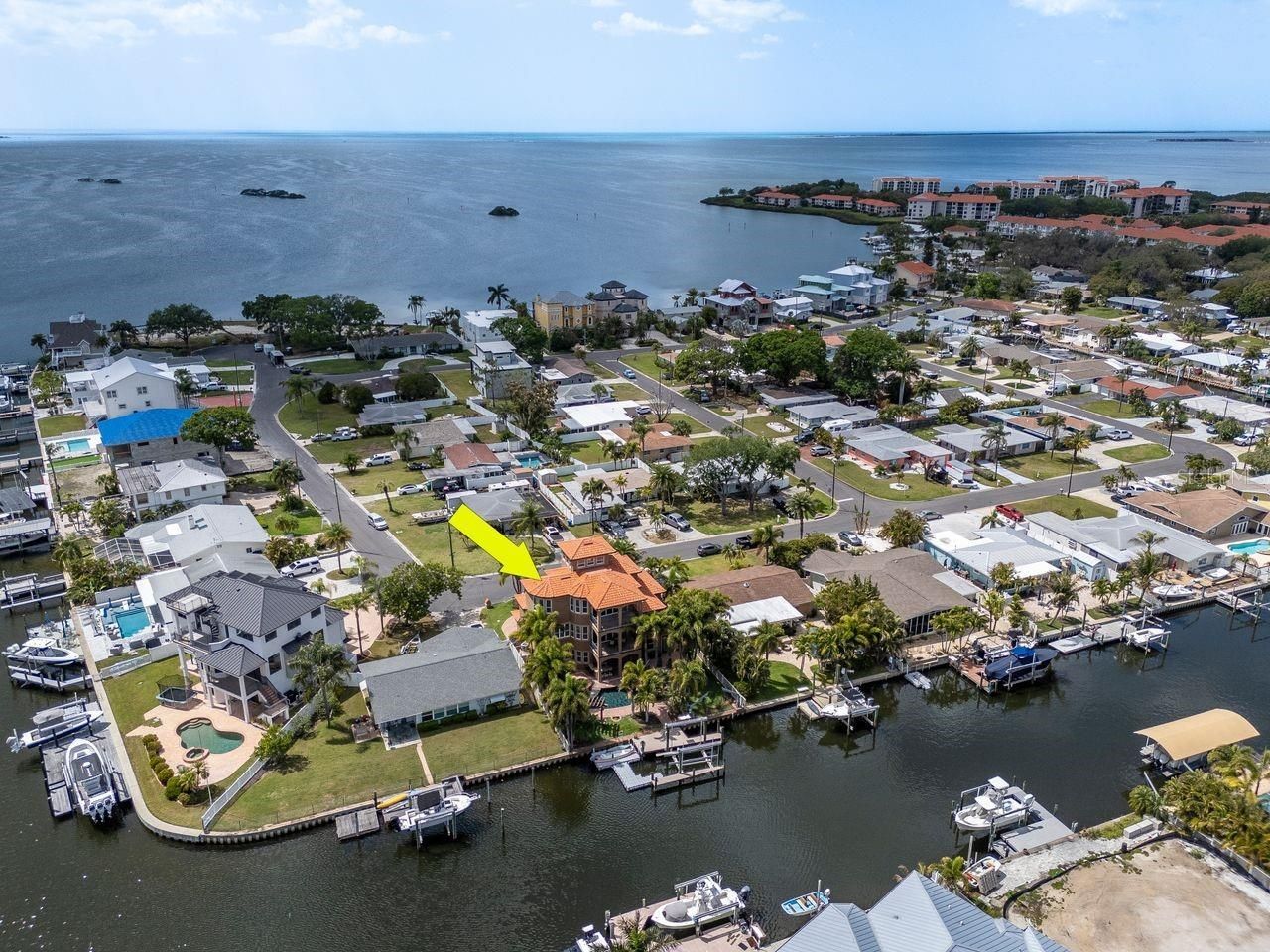 507 Driftwood Drive E, Palm Harbor, FL 34683 Photo