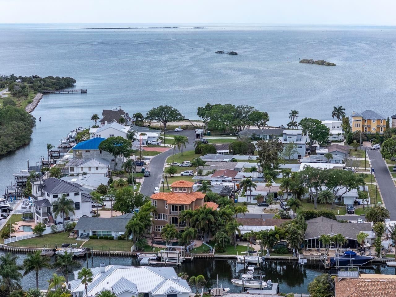 507 Driftwood Drive E, Palm Harbor, FL 34683 Photo