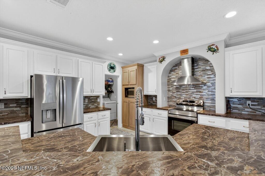 293 Maxwell Drive, Welaka, FL 32193 Photo