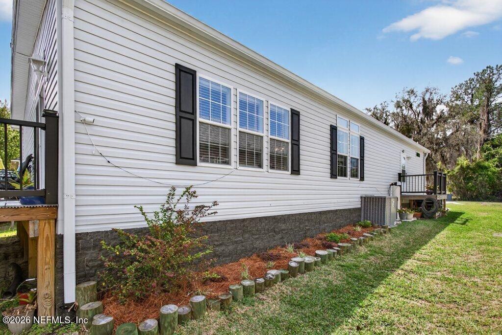 293 Maxwell Drive, Welaka, FL 32193 Photo