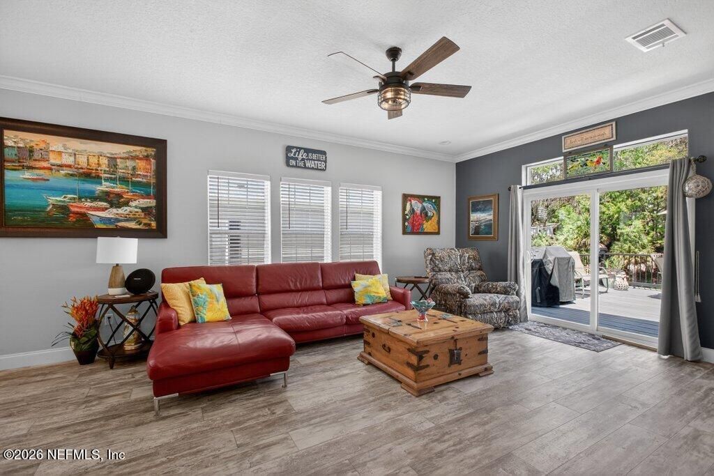 293 Maxwell Drive, Welaka, FL 32193 Photo