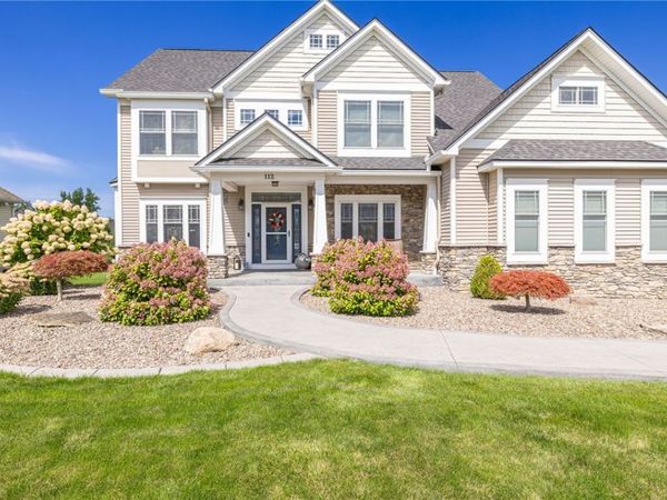 112 Triple Diamond , Webster, NY 14580