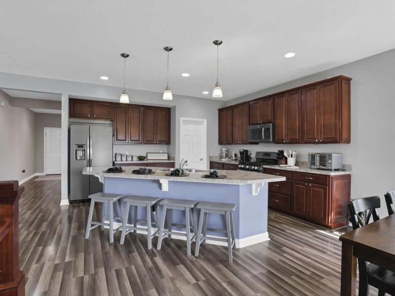 619 Black Hawk Drive, Marysville, OH 43040 Photo 3