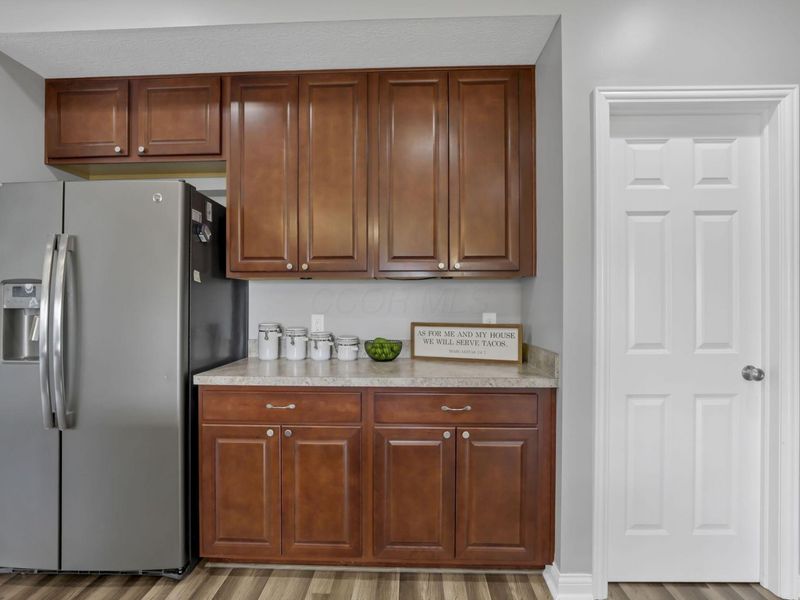 619 Black Hawk Drive, Marysville, OH 43040 Photo 4