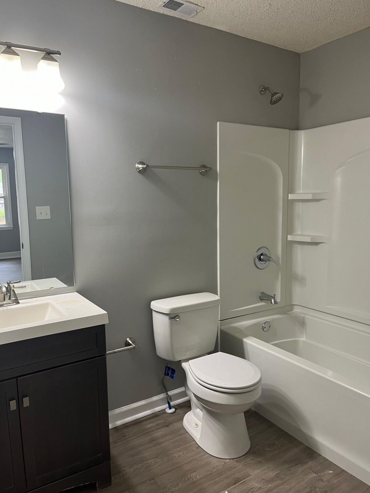 423 Mary Scott Drive Photo 10