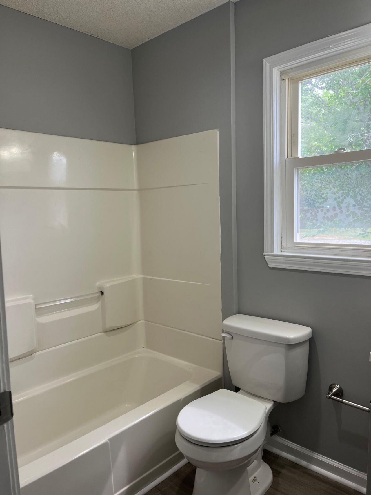 423 Mary Scott Drive Photo 13