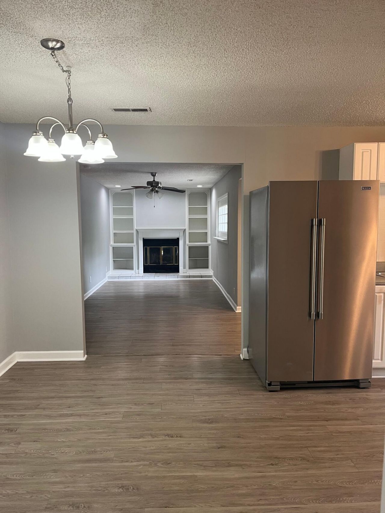 423 Mary Scott Drive Photo 4