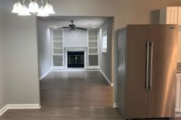 423 Mary Scott Drive photo 4