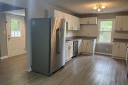 423 Mary Scott Drive photo 4