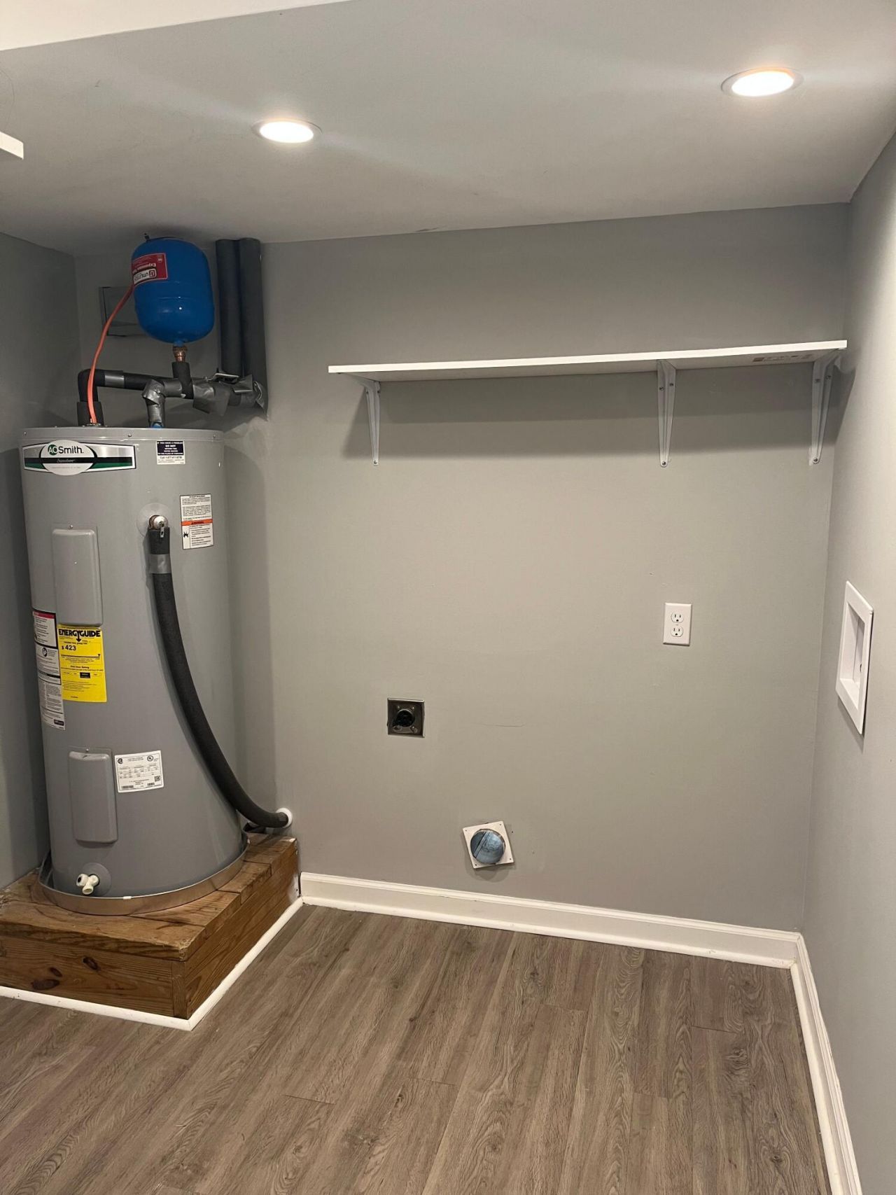 423 Mary Scott Drive Photo 8