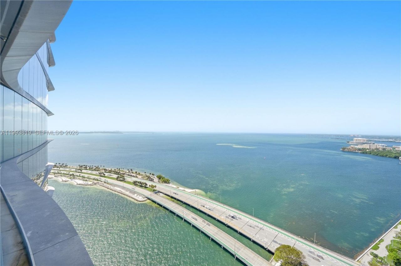 175 SE 25th Road , Unit 3102, Miami, FL 33129 Photo