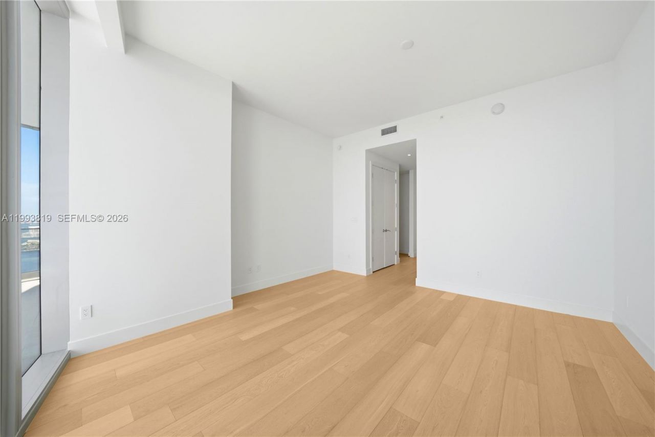 175 SE 25th Road, Unit 3102, Miami, FL 33129 Photo