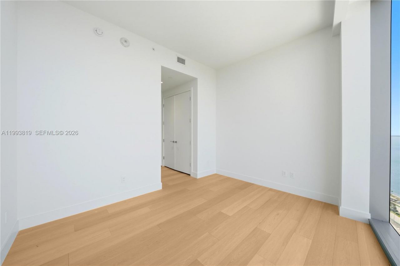 175 SE 25th Road, Unit 3102, Miami, FL 33129 Photo