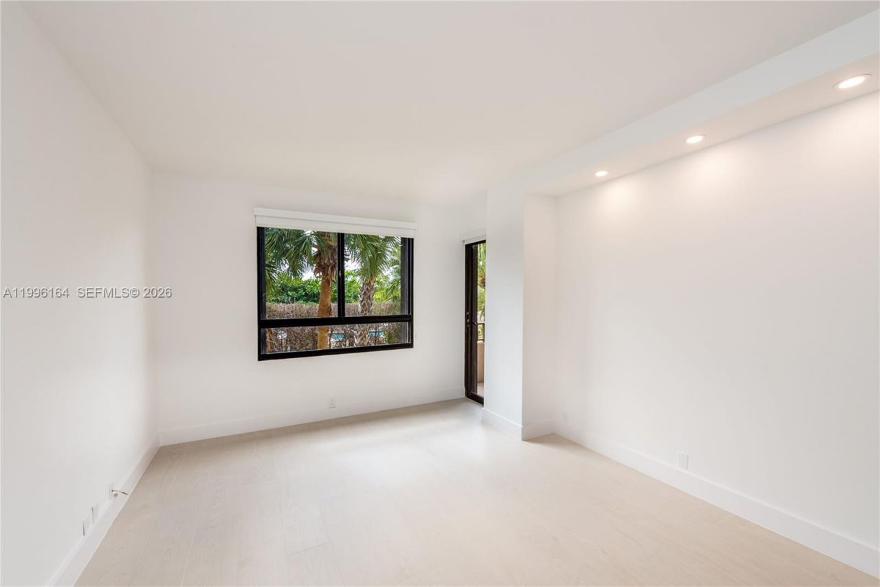 151 Crandon Blvd, Unit 241, Key Biscayne, FL 33149 Photo