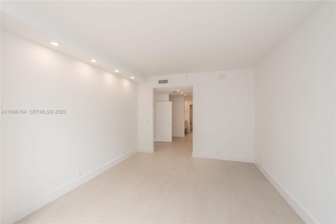 151 Crandon Blvd, Unit 241, Key Biscayne, FL 33149 Photo