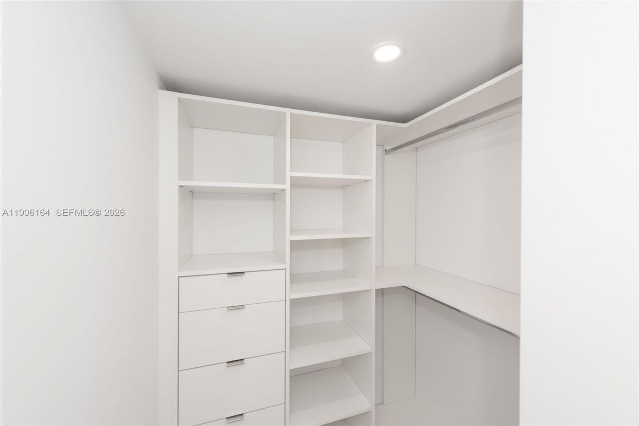 151 Crandon Blvd, Unit 241, Key Biscayne, FL 33149 Photo