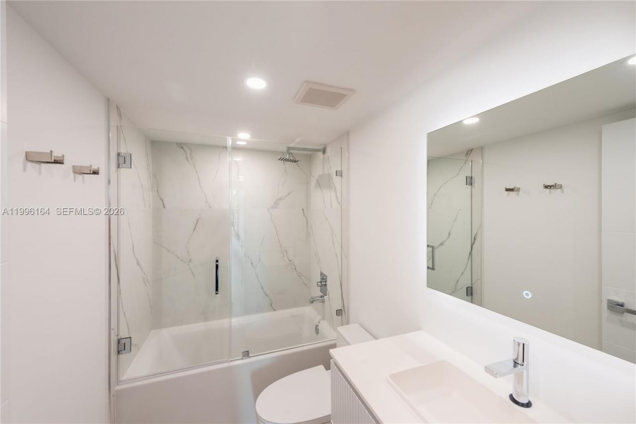 151 Crandon Blvd, Unit 241, Key Biscayne, FL 33149 Photo