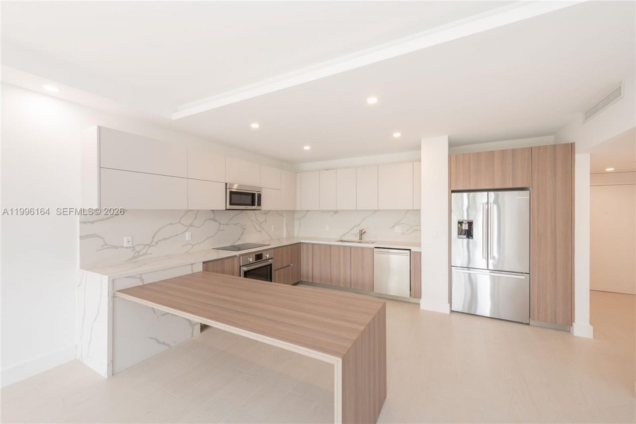 151 Crandon Blvd, Unit 241, Key Biscayne, FL 33149 Photo