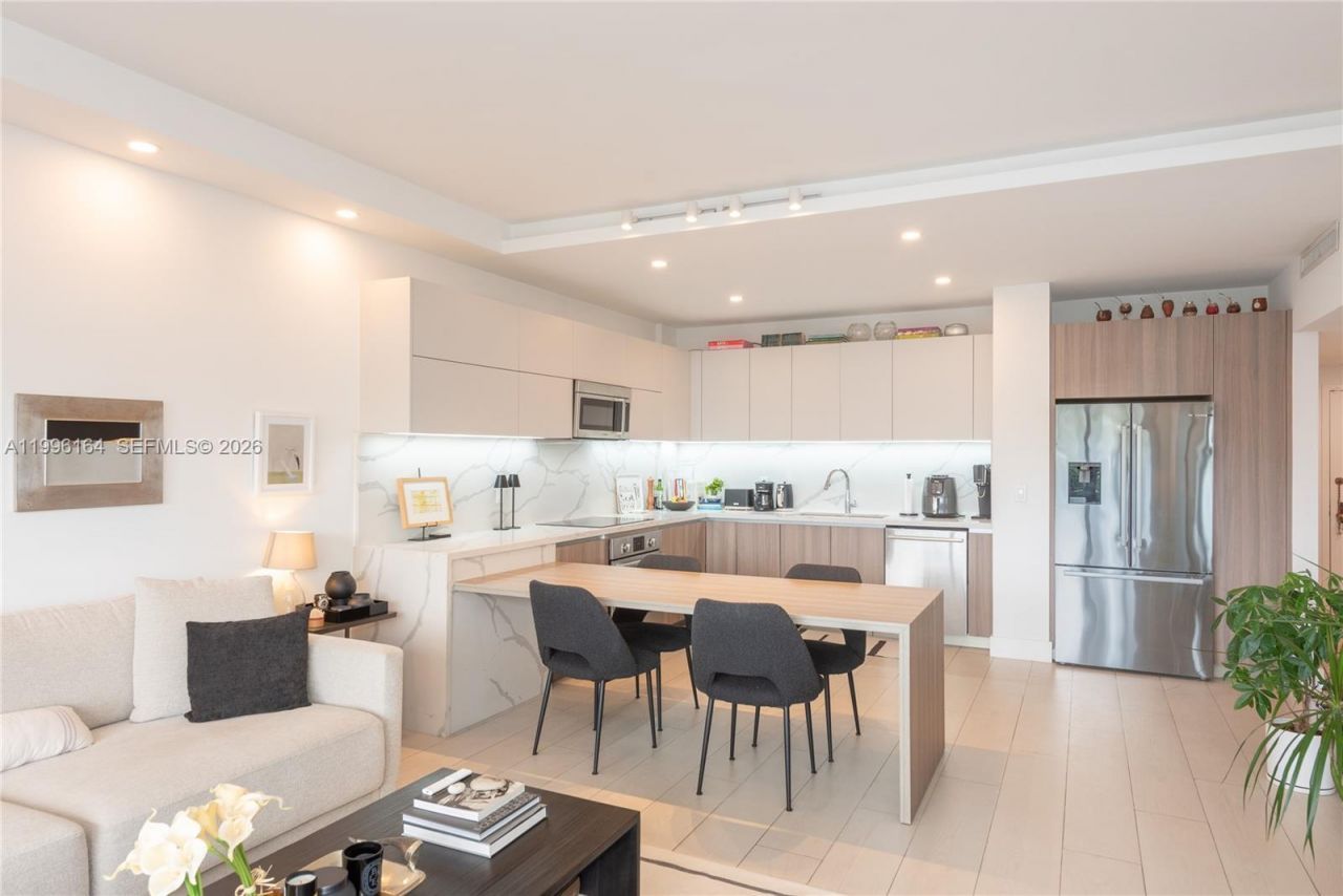 151 Crandon Blvd, Unit 241, Key Biscayne, FL 33149 Photo