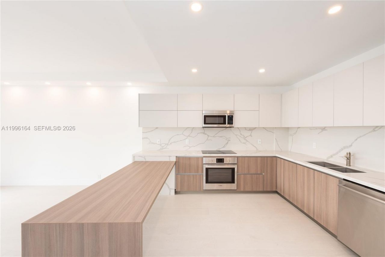 151 Crandon Blvd, Unit 241, Key Biscayne, FL 33149 Photo