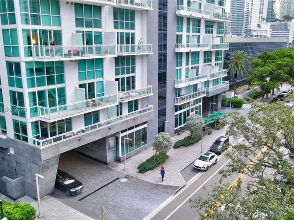 1080 Brickell Ave, Unit 1801, Miami, FL 33131