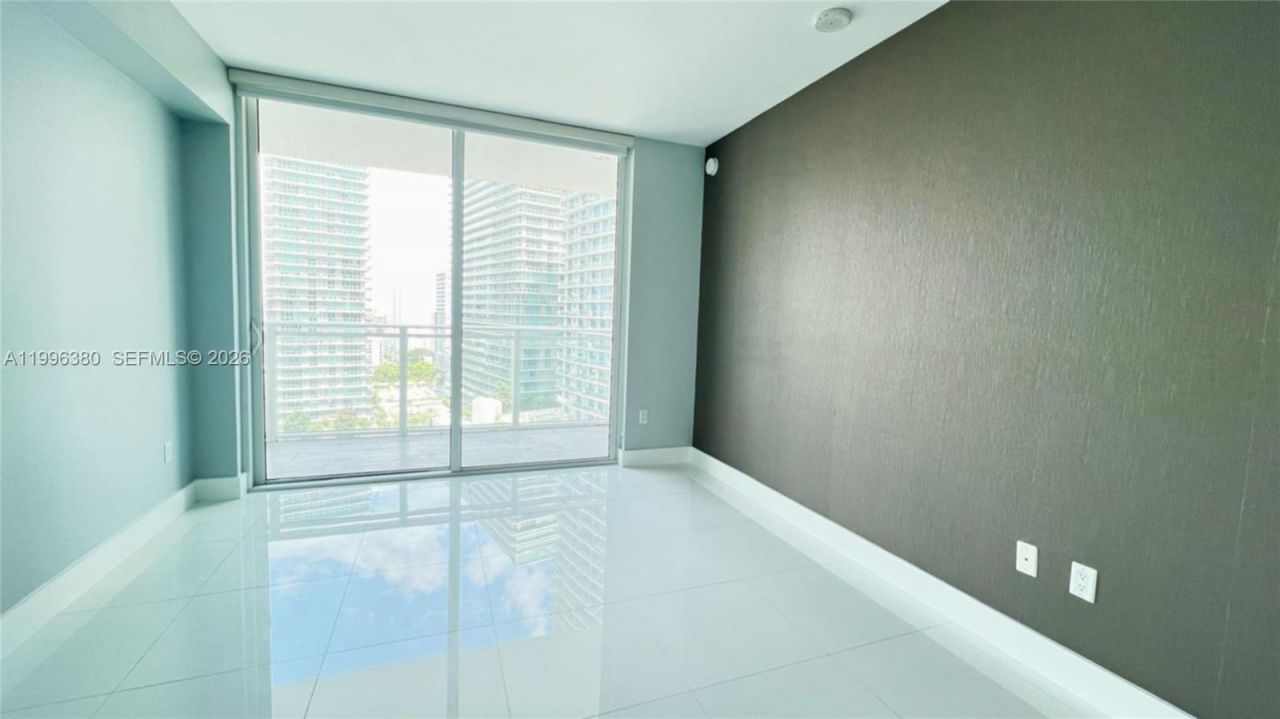 1080 Brickell Ave, Unit 1801, Miami, FL 33131 Photo