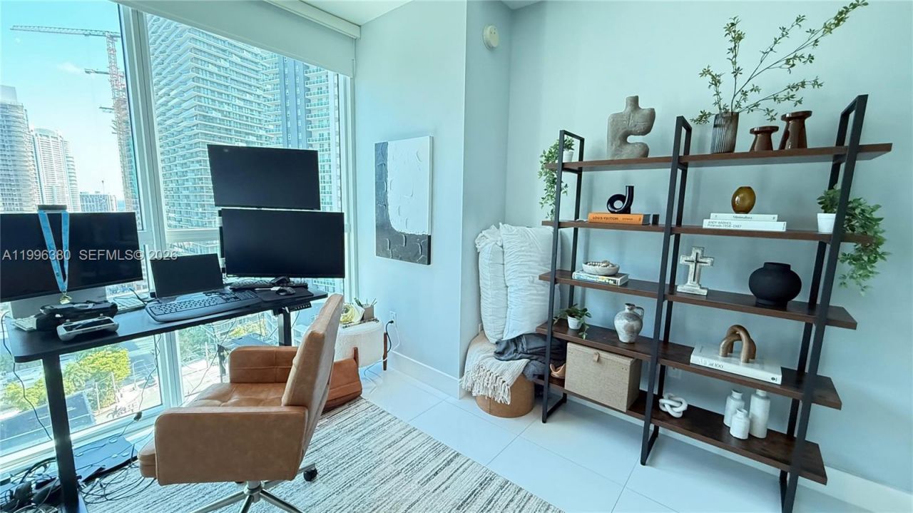 1080 Brickell Ave, Unit 1801, Miami, FL 33131 Photo