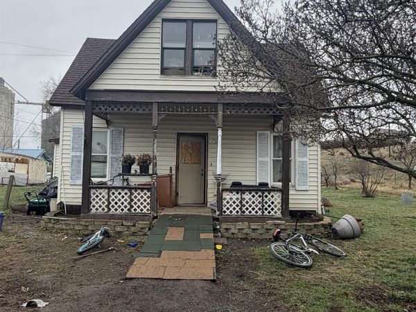 215 SE Milmont St, Wilbur, WA 99185