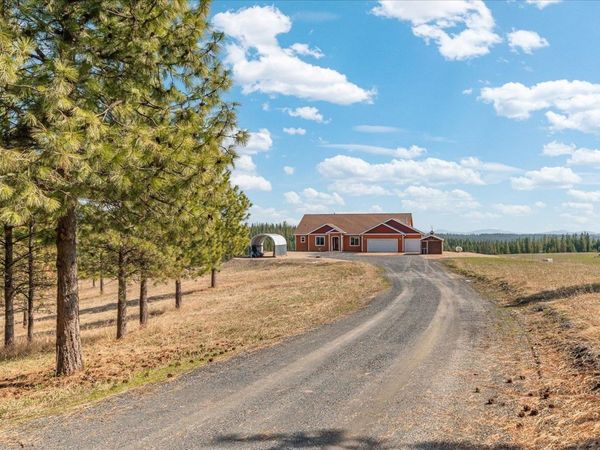 5205 Allen Rd, Springdale, WA 99173
