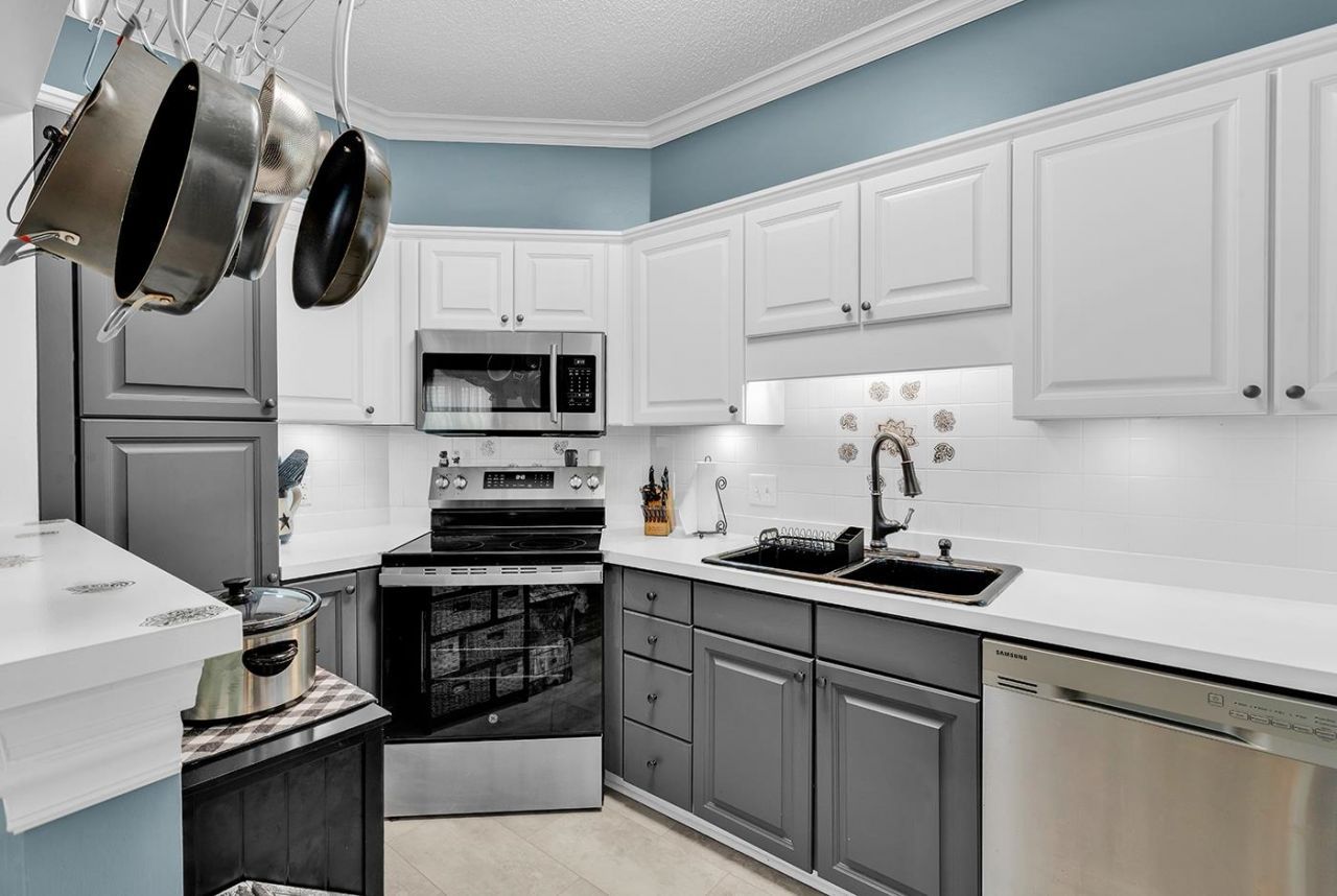 5205 Sweetwater Blvd.  Photo 10