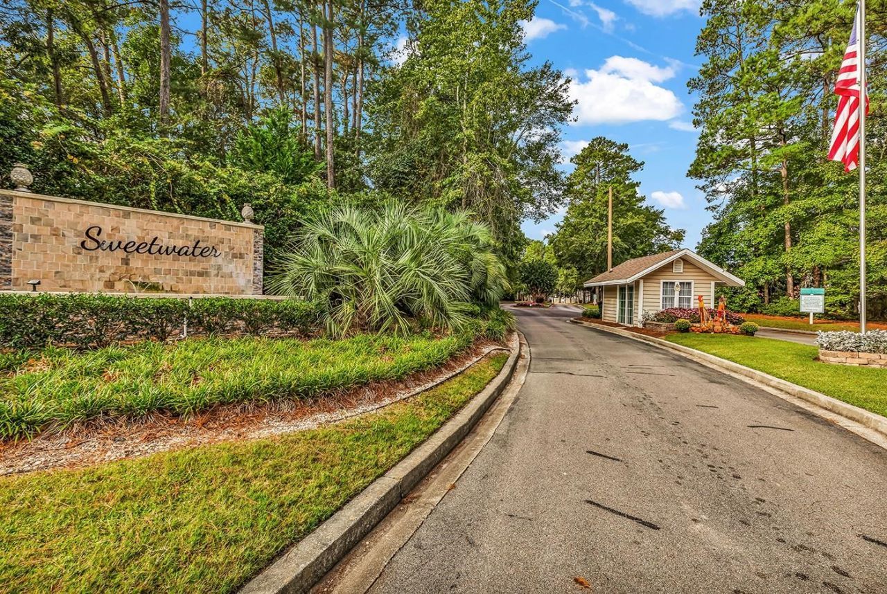 5205 Sweetwater Blvd.  Photo 40