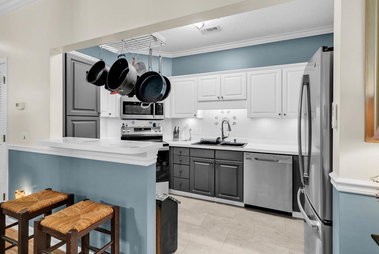 5205 Sweetwater Blvd.  Photo 9