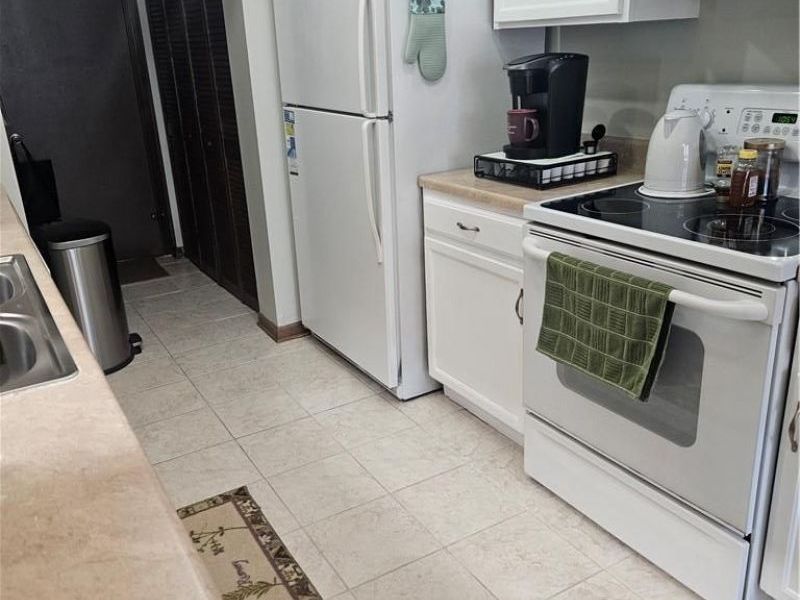 1060 Foxshire Place, Dayton, OH 45458 Photo 16