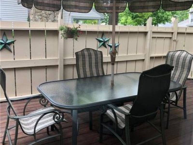 1060 Foxshire Place, Dayton, OH 45458 Photo 6