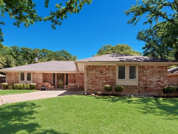 4707 Ridgeline Drive, Arlington, TX 76017