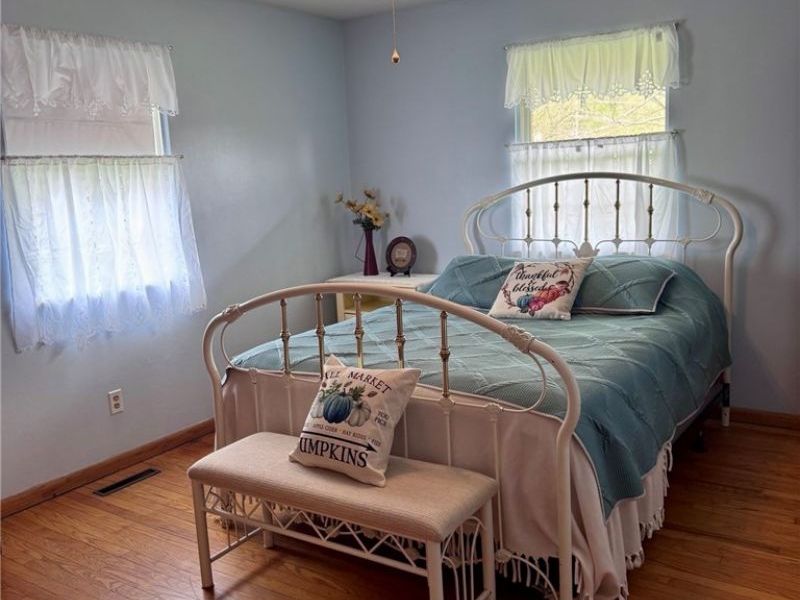 34 Chris Street, Belpre, OH 45714 Photo 9