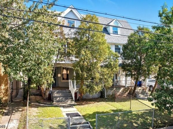 68 Danforth Ave, Jersey, NJ 07305