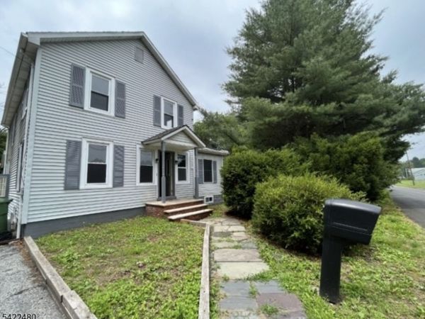 60 Vail Rd, Blairstown, NJ 07832